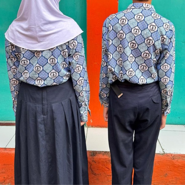 Baju Batik Sekolah SMP