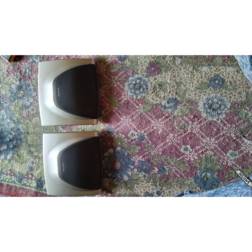 speaker sourond Sony SS-SR110