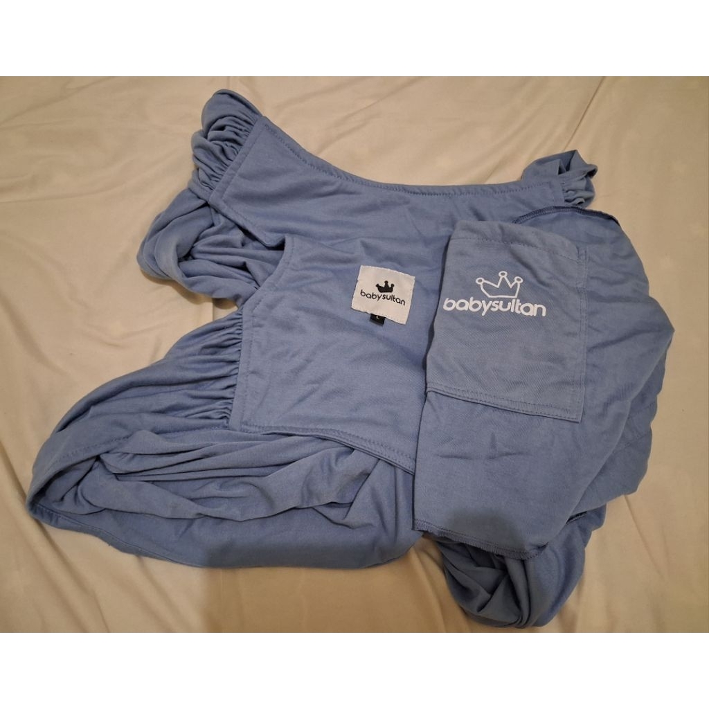 Preloved gendongan bayi M Shape