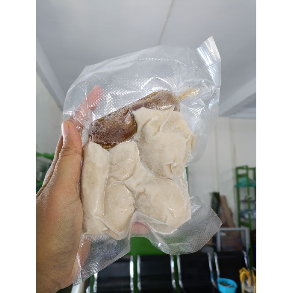 pempek tengiri (Frozen) dengan cuko pedas