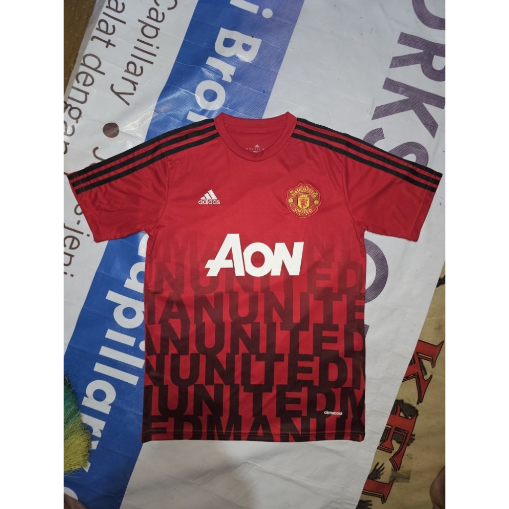 Jersey Pre-Match Training Manchester United 2015/16