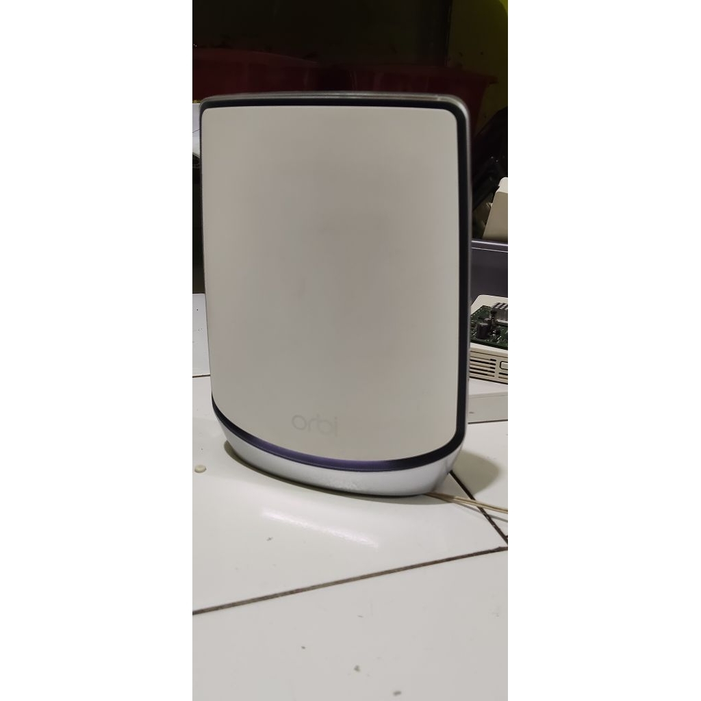 Netgear Orbit RBR850 Wireless Router