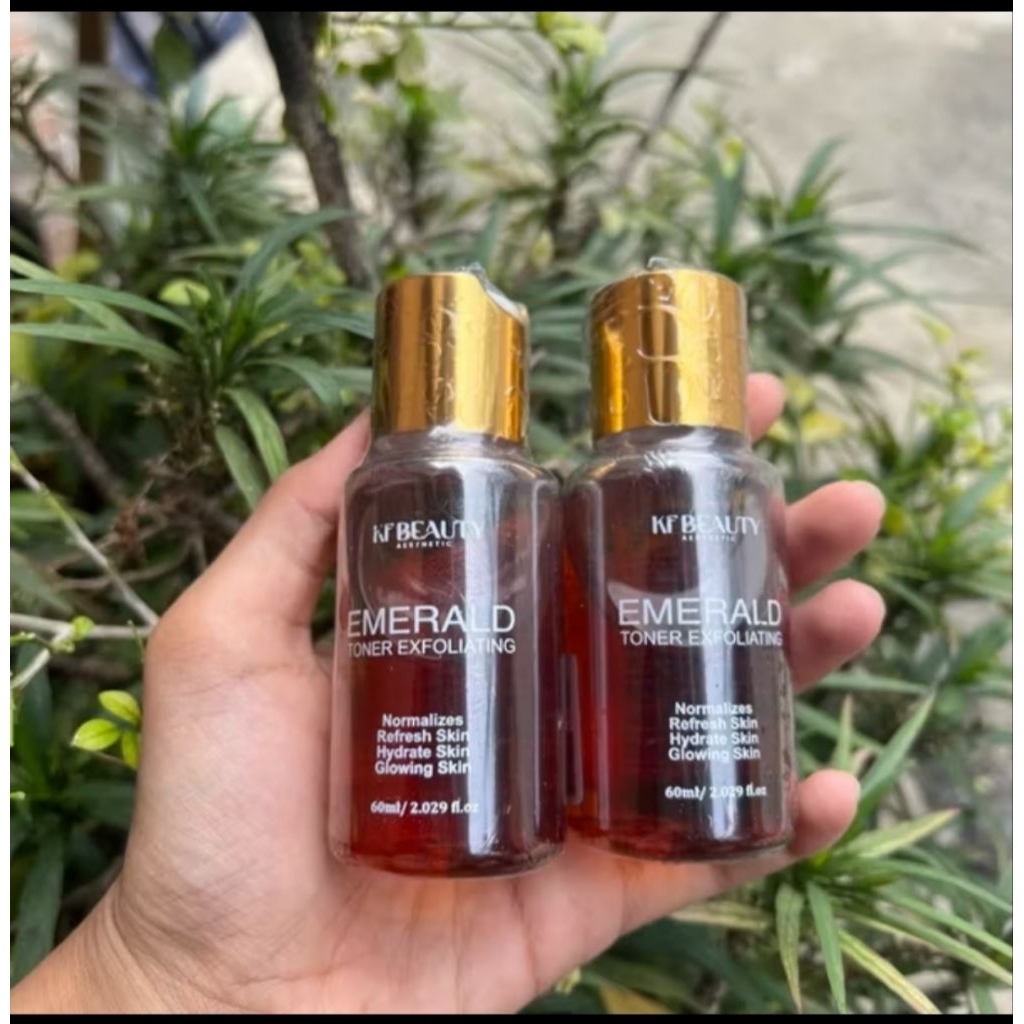 Emerald Exfoliating Toner dari KF Skin Clinic