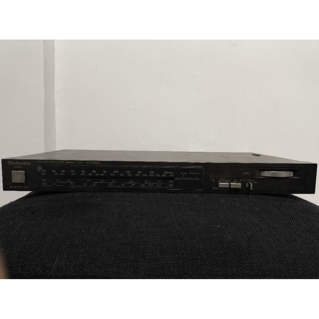 Tuner Technics ST-Z200S