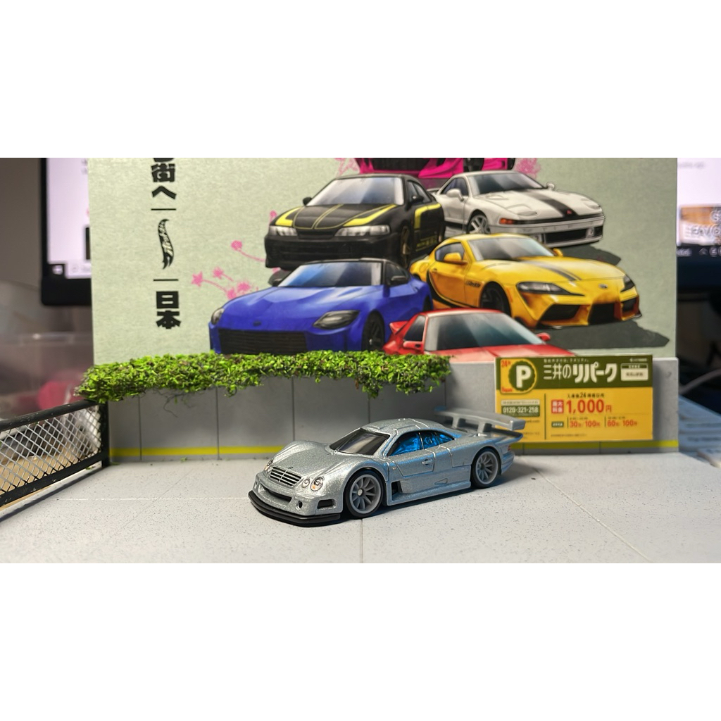 HOTWHEELS MERCEDES CLK GTR PREMIUM