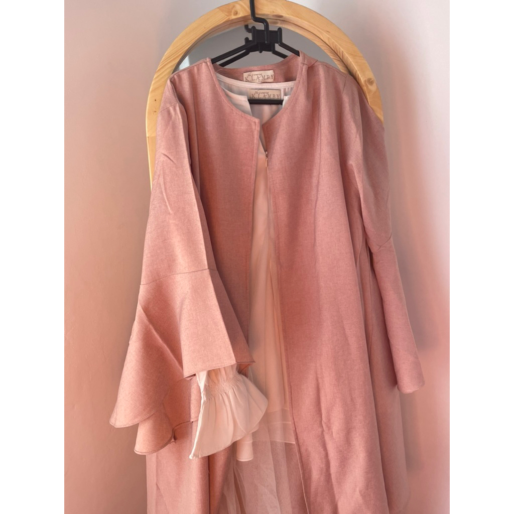 Wearing Klamby set outer