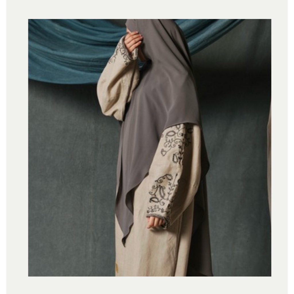 Aafiya Maryam Abaya Tortila