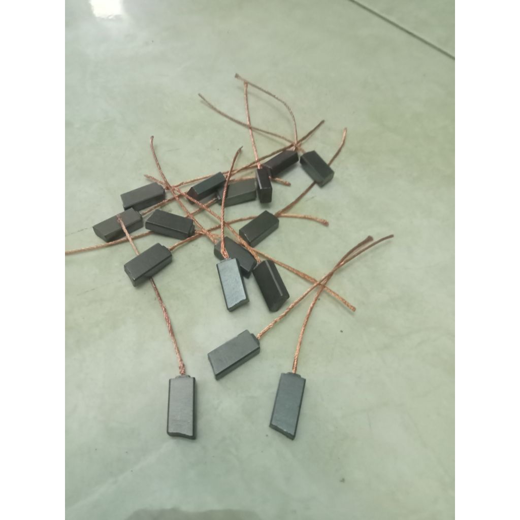 carbon brush dinamo alternator ac bus denso 85a/24v