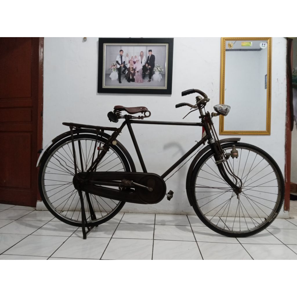 Sepeda Onthel Hercules 900k