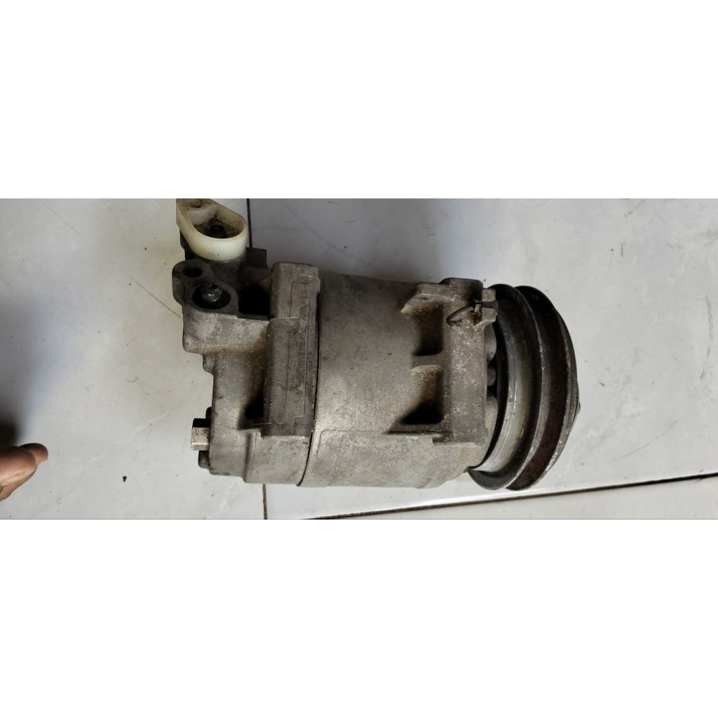 kompresor AC mobil universal