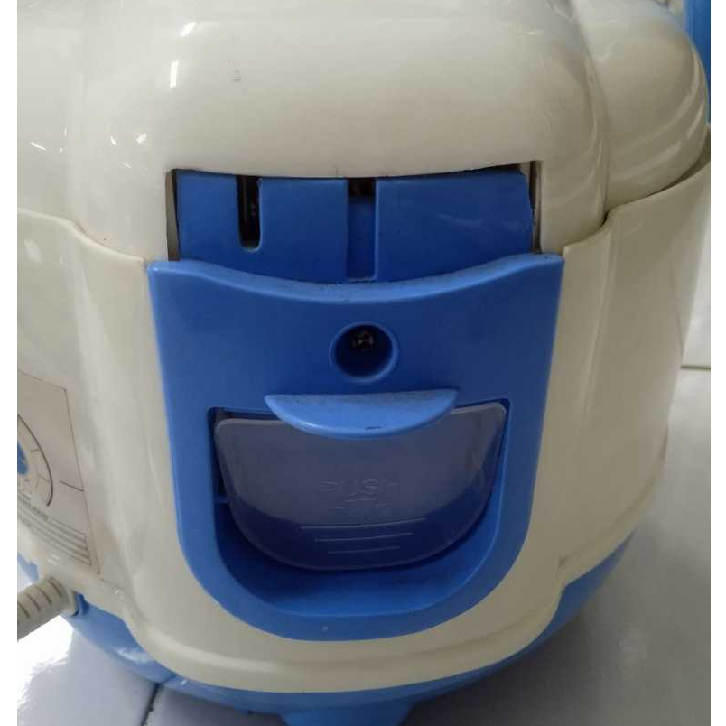 BESTPROMO Rice Cooker Miyako Magic Com 606A Magic Com Kecil 0,6 Liter