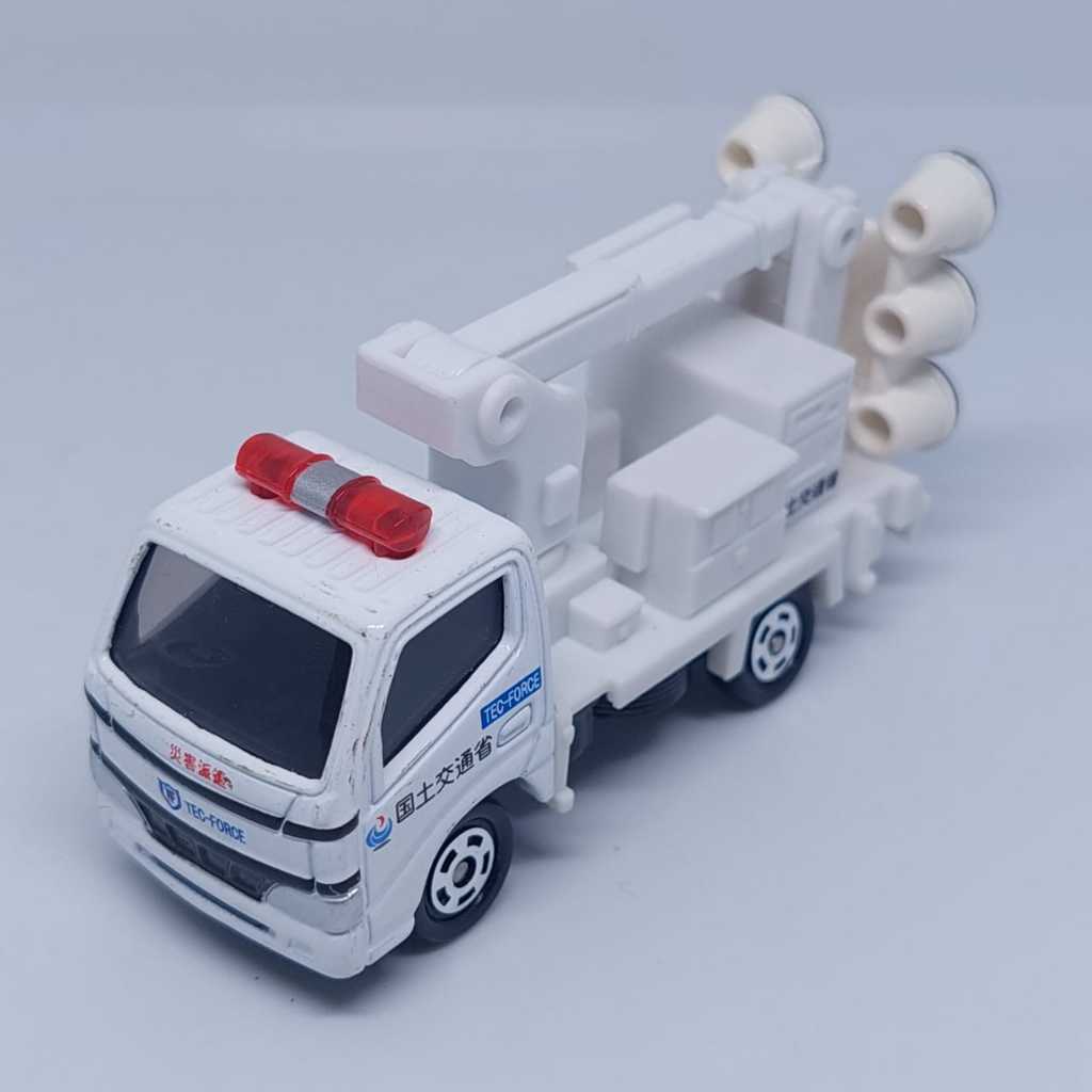 Tomica No 32 MLIT Lighting Vehicle