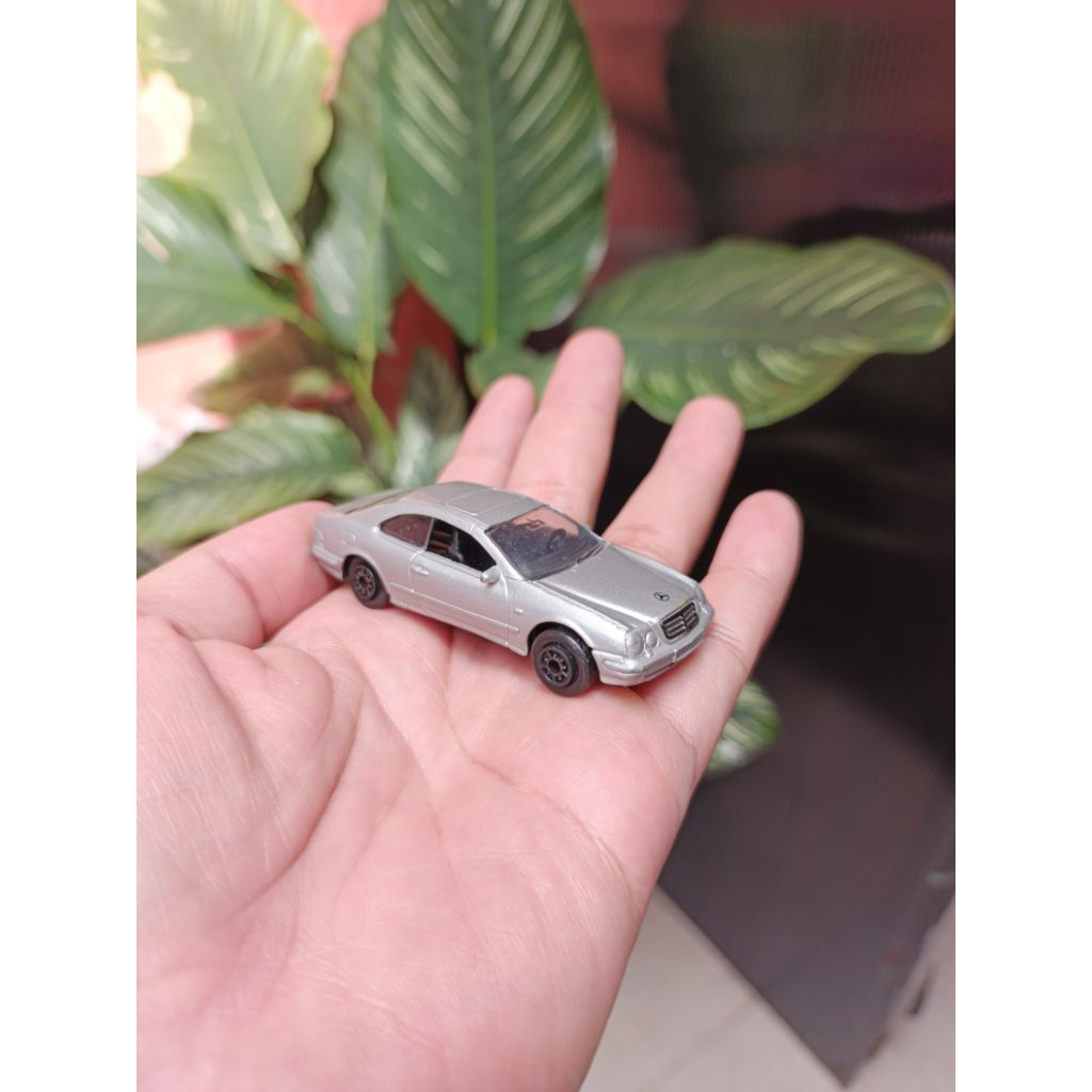 Diecast Welly MERCEDES-BENZ CLK 230 SILVER Loose 1/64