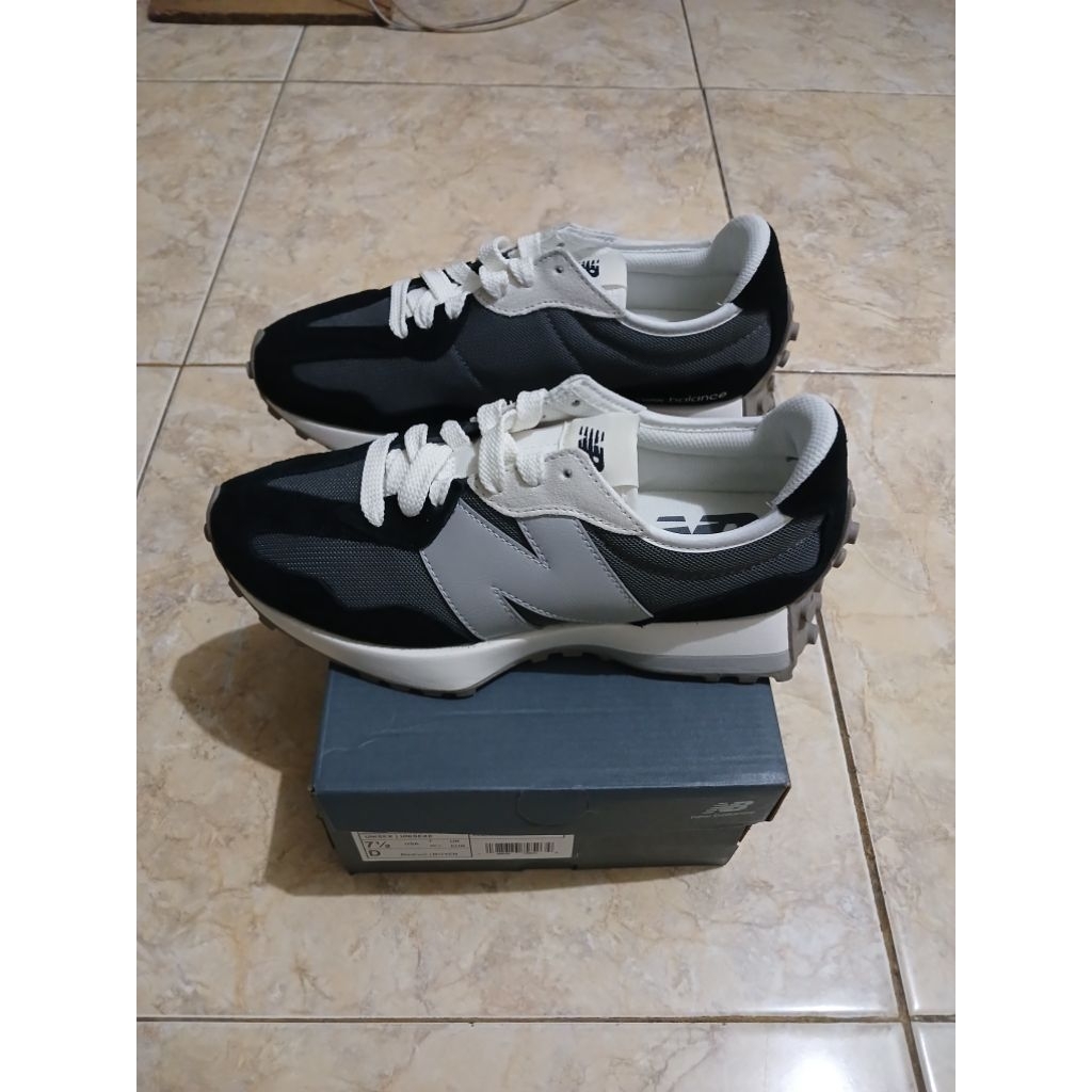 NEW BALANCE 327