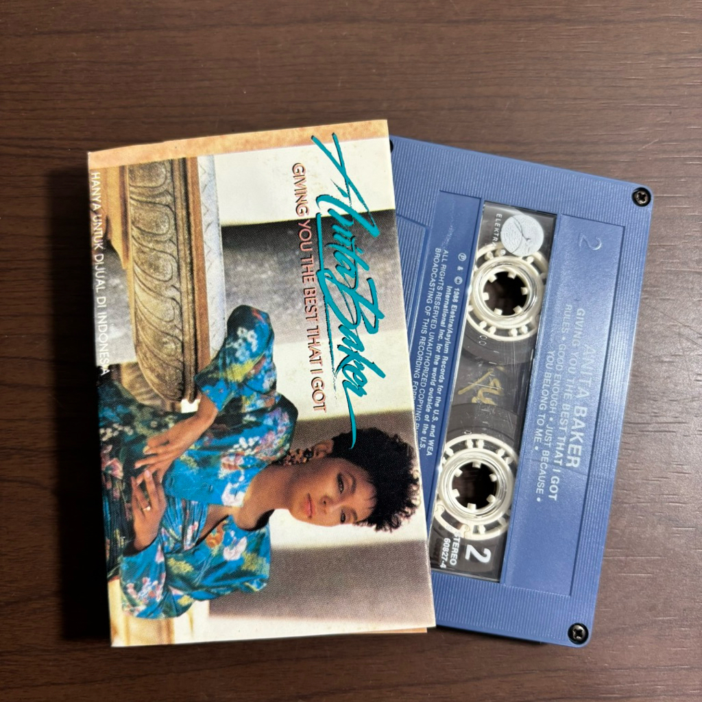 Kaset Pita Anita Baker Giving You The Best That I Got / Jazz / Oldies / Pop