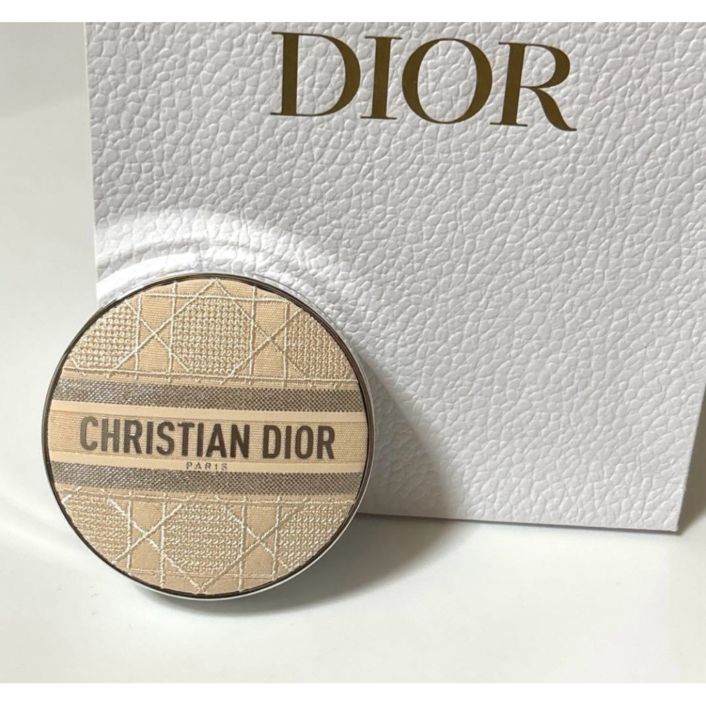 Dior Skin Forever Cushion Case Edisi Terbatas(preloved)dibeli di Jepang