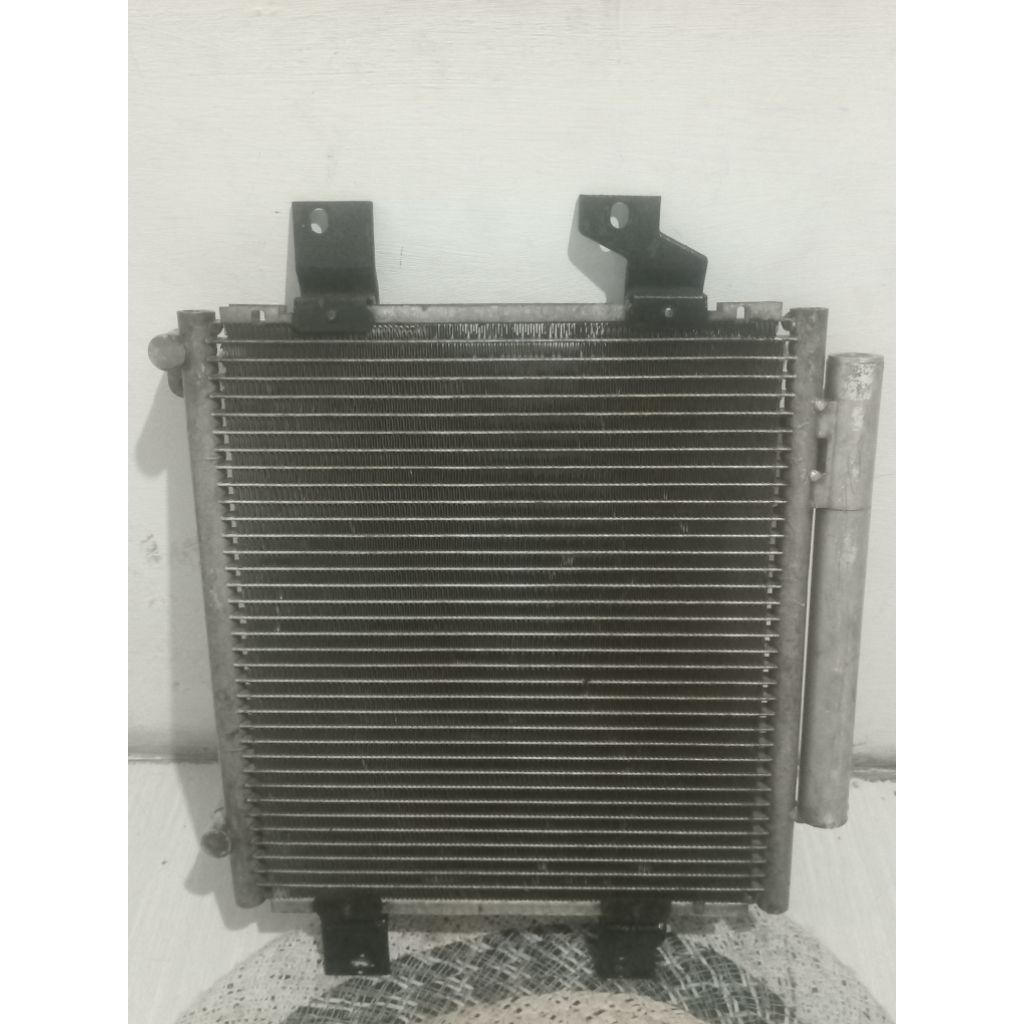 kondensor AC mobil