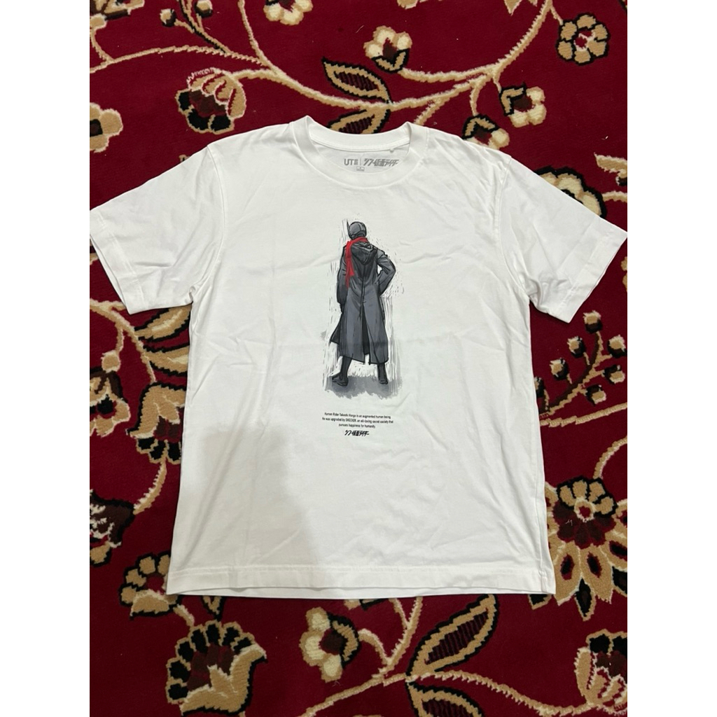 KAOS UT UNIQLO SECOND