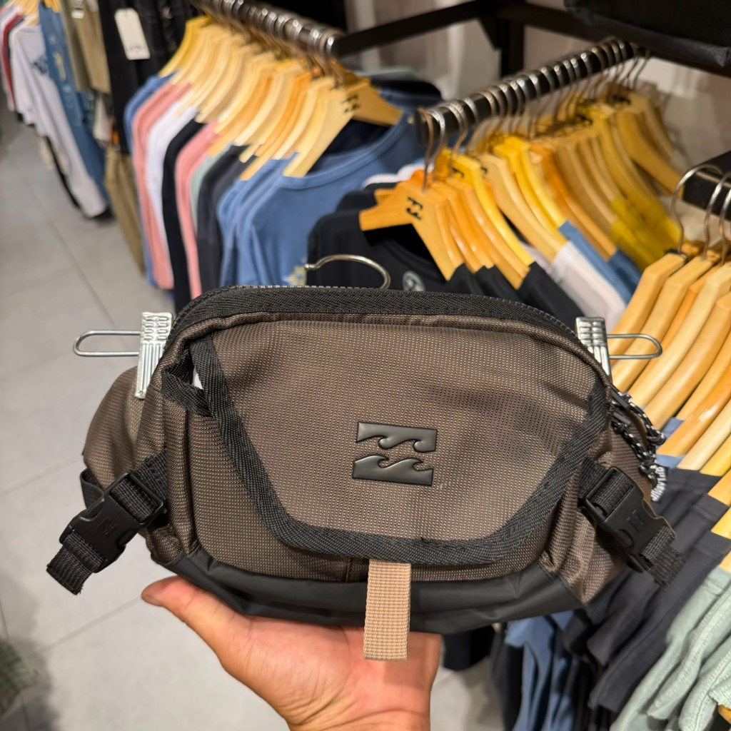 Tas Pinggang Pria Billabong Original Enlisted Waistpack Brown New
