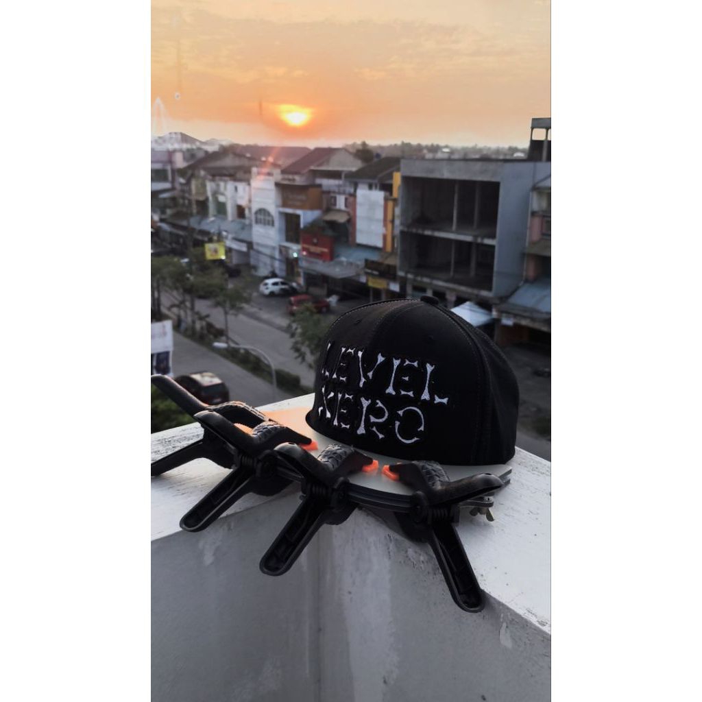 ALAT PRES VISOR TOPI