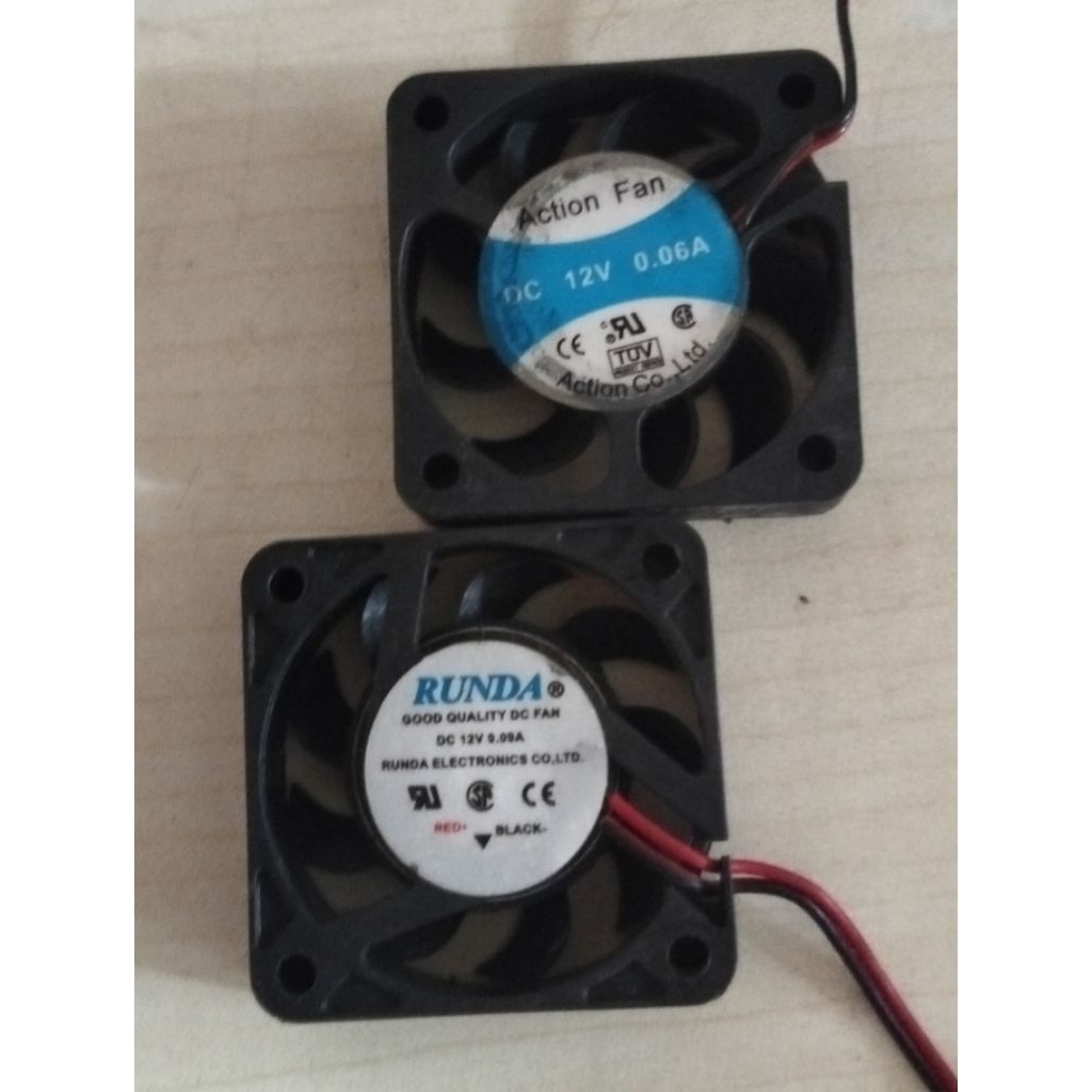 KIPAS FAN 2PIN 4X4 12V 0.06/0.09A T 1CM BEKAS