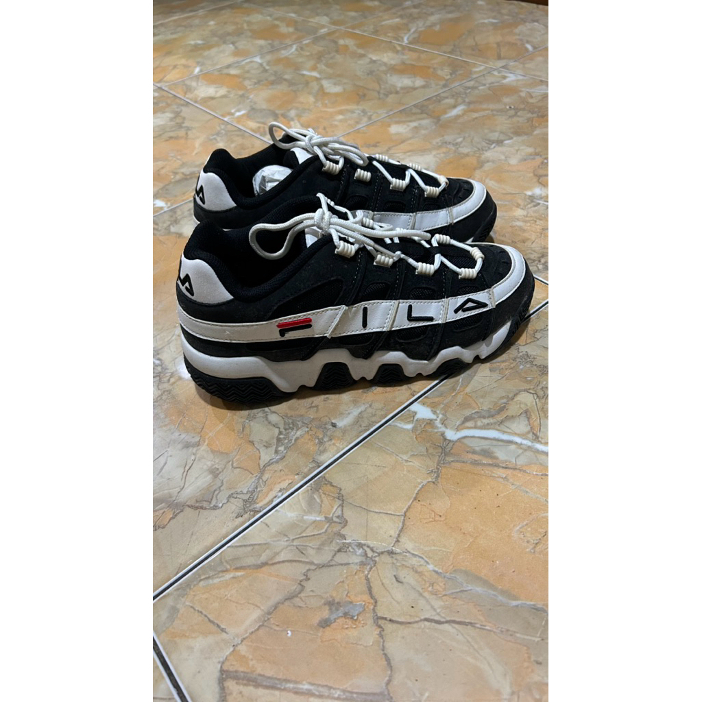 SEPATU FILA X BTS ORIGINAL 100%