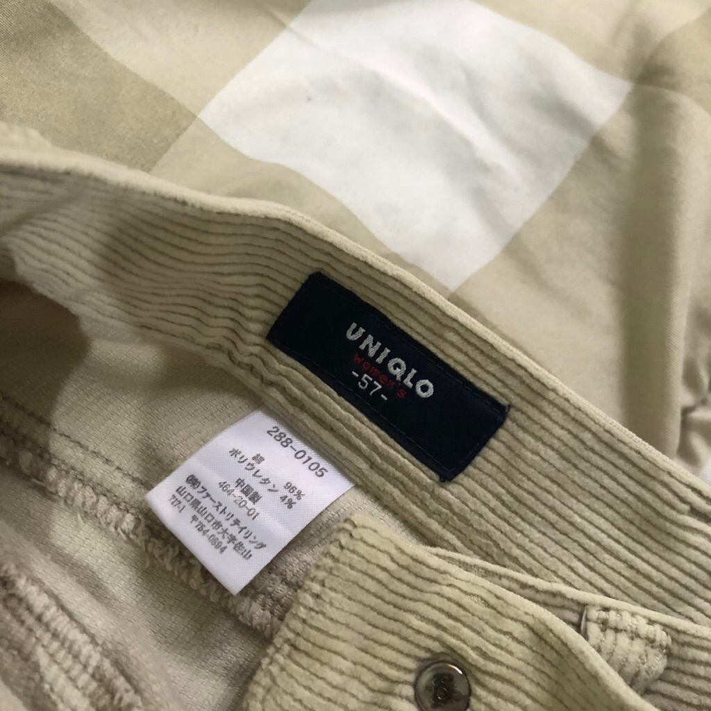 PRELOVED Celana Panjang Wanita Uniqlo Straight Jeans Uniqlo Corduroy