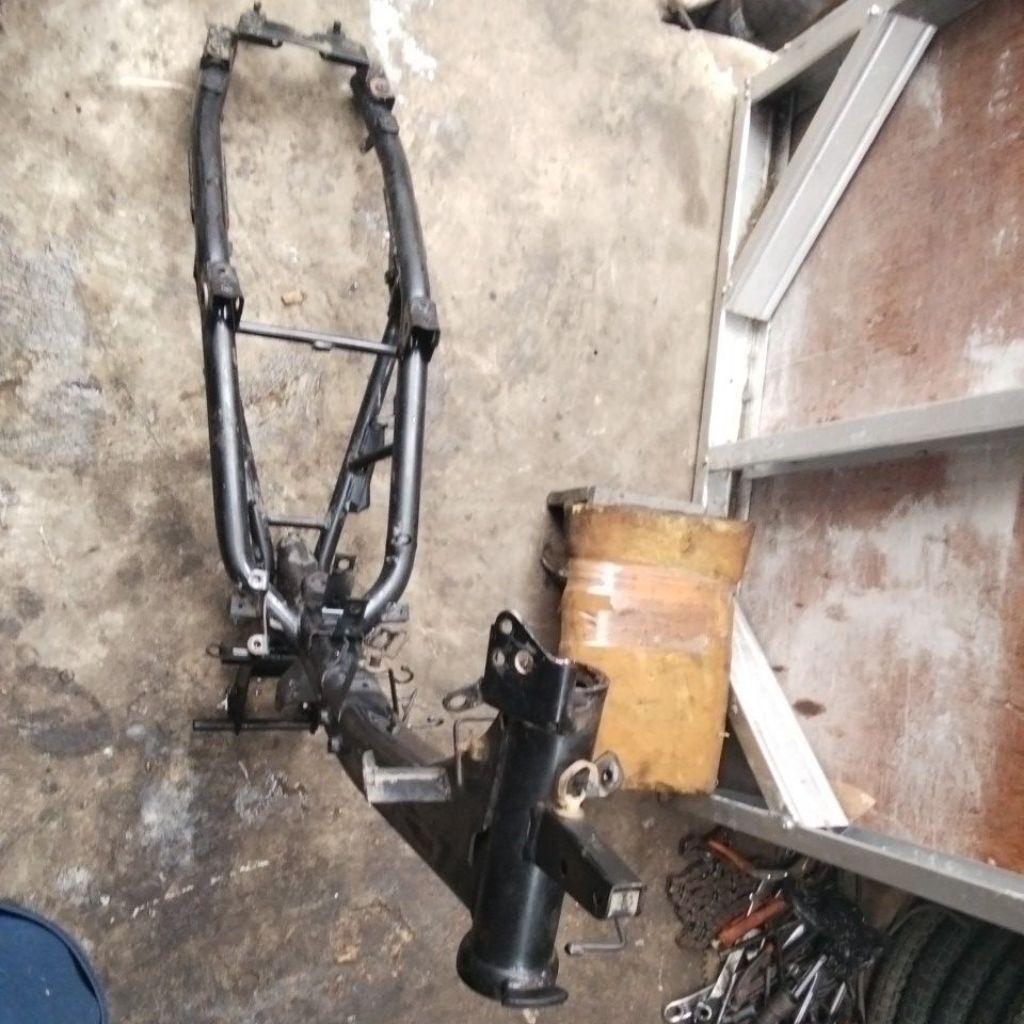 RANGKA SASIS FRAME ORIGINAL HONDA REVO ABSOLUTE/BLADE OLD 110