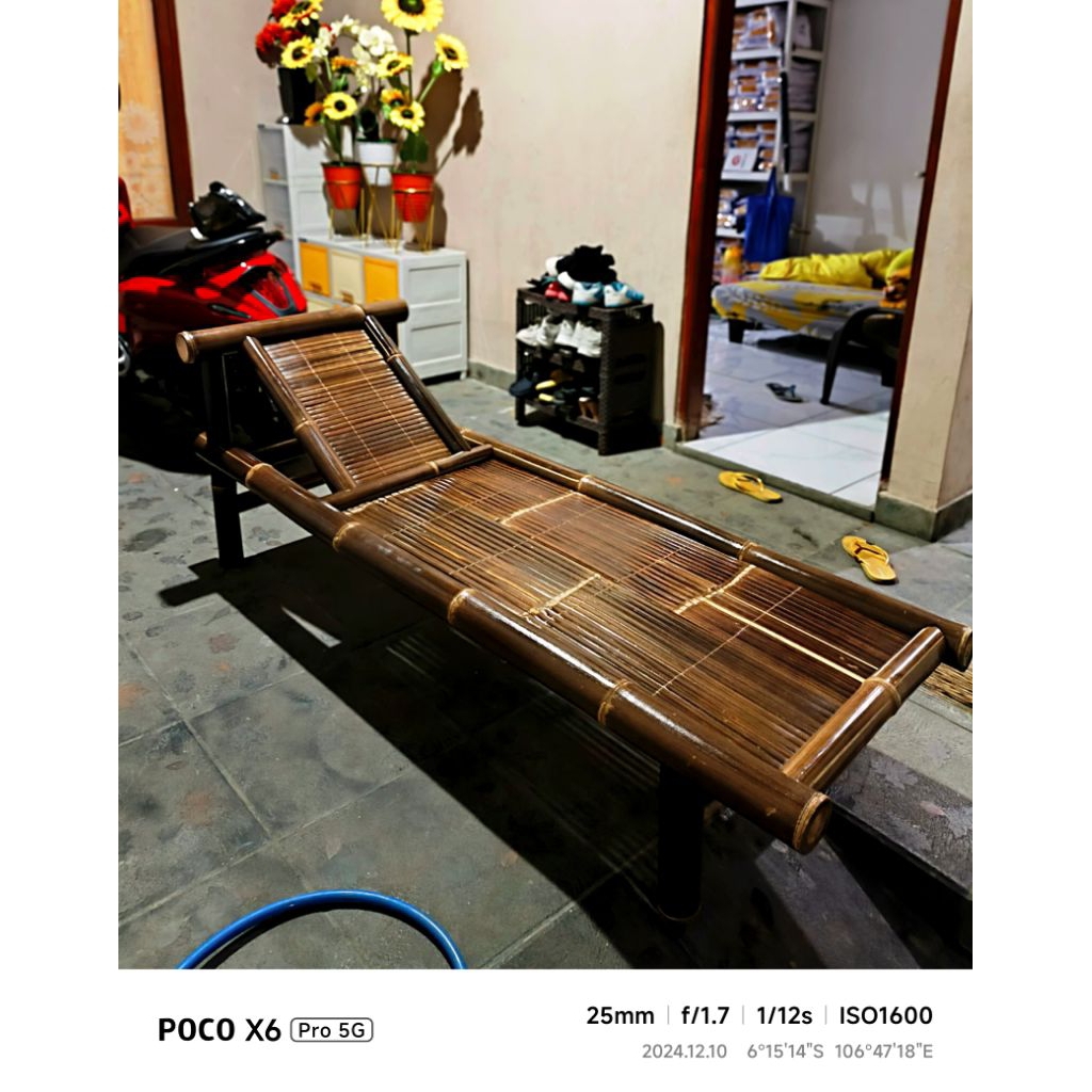 Kursi Malas alias Kursi Rosbang Asli Bambu Hitam