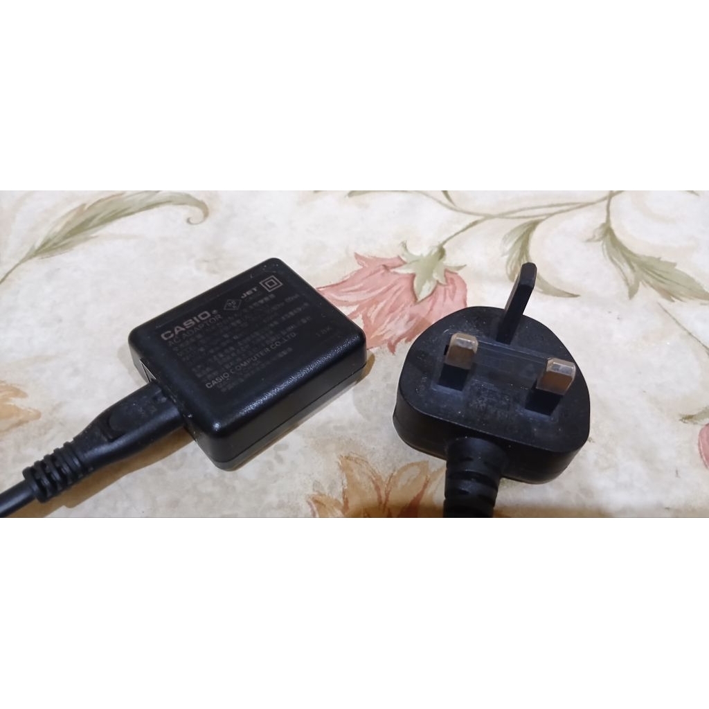 Power Source Charger Original Casio WSD F10 F20 F30 F21HR Smartwatch