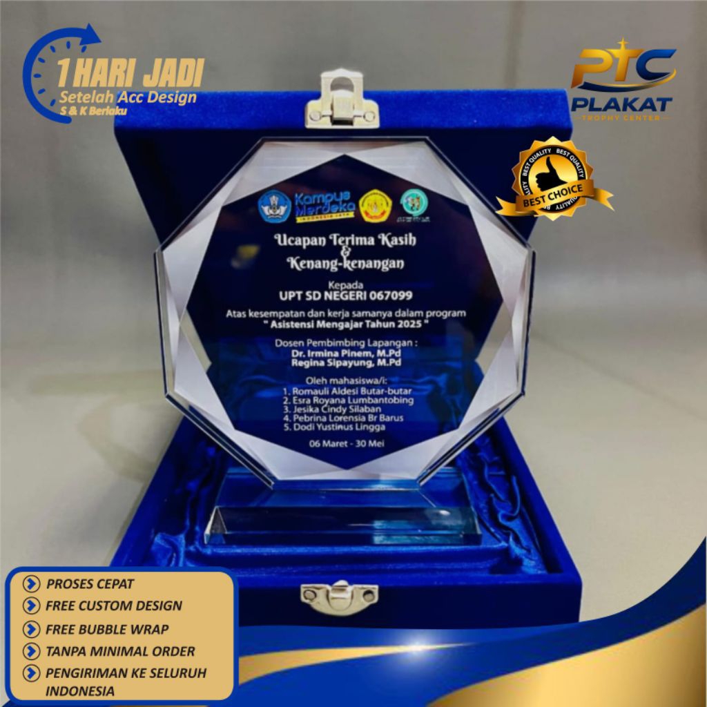 Plakat, Plakat akrilik, Plakat akrilik custom, Plakat penghargaan, Plakat cepat murah, Plakat PKL