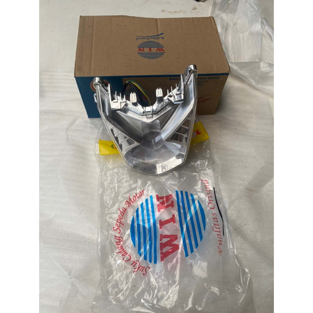 WIN  REFLEKTOR LAMPU DEPAN SATU SET BEAT FI 2012 2016