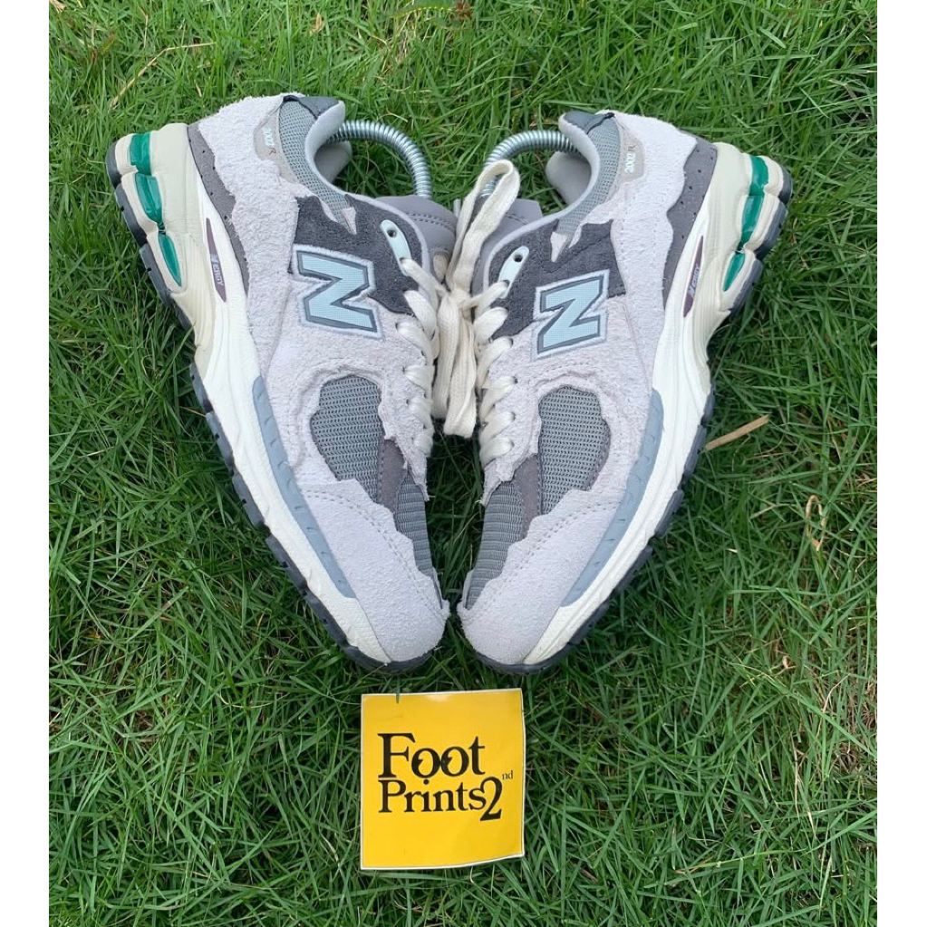 Newbalance2002r pull box suede