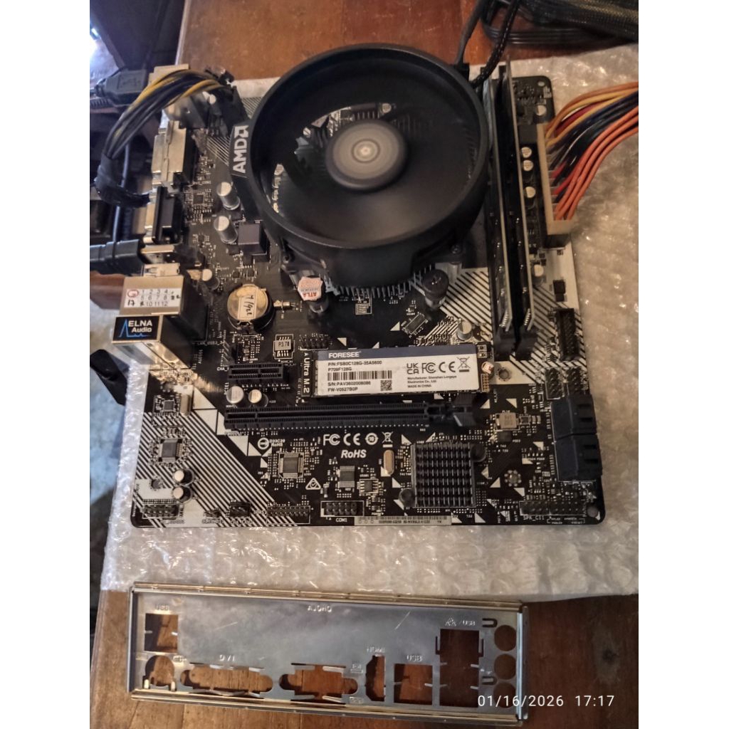 Paket Ryzen 3 2200g + A320 + Ram 16gb kit+ Nvme 256gb