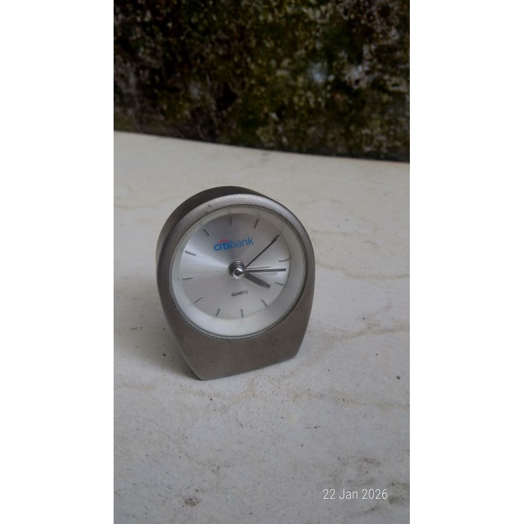 jam meja Citibank