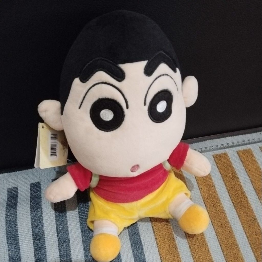 boneka sinchan pakai tas
