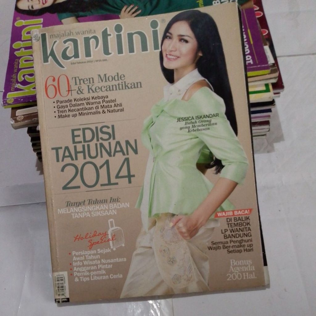 MAJALAH KARTINI EDISI TAHUNAN 2014.JESIKA ISKANDAR BUTUH ORANG YANG MEMBERI KEBEBASAN