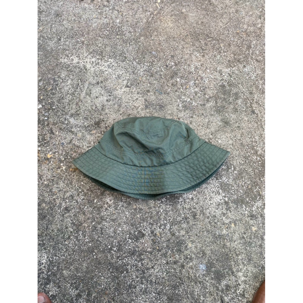 Uniqlo Bucket Hat - topi bucket uniqlo
