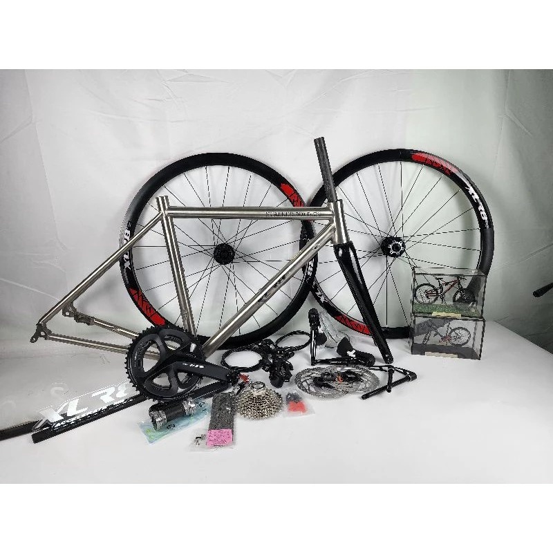 FRAME TITANIUM FORK CARBON WHEELSET XLR8 DX1838