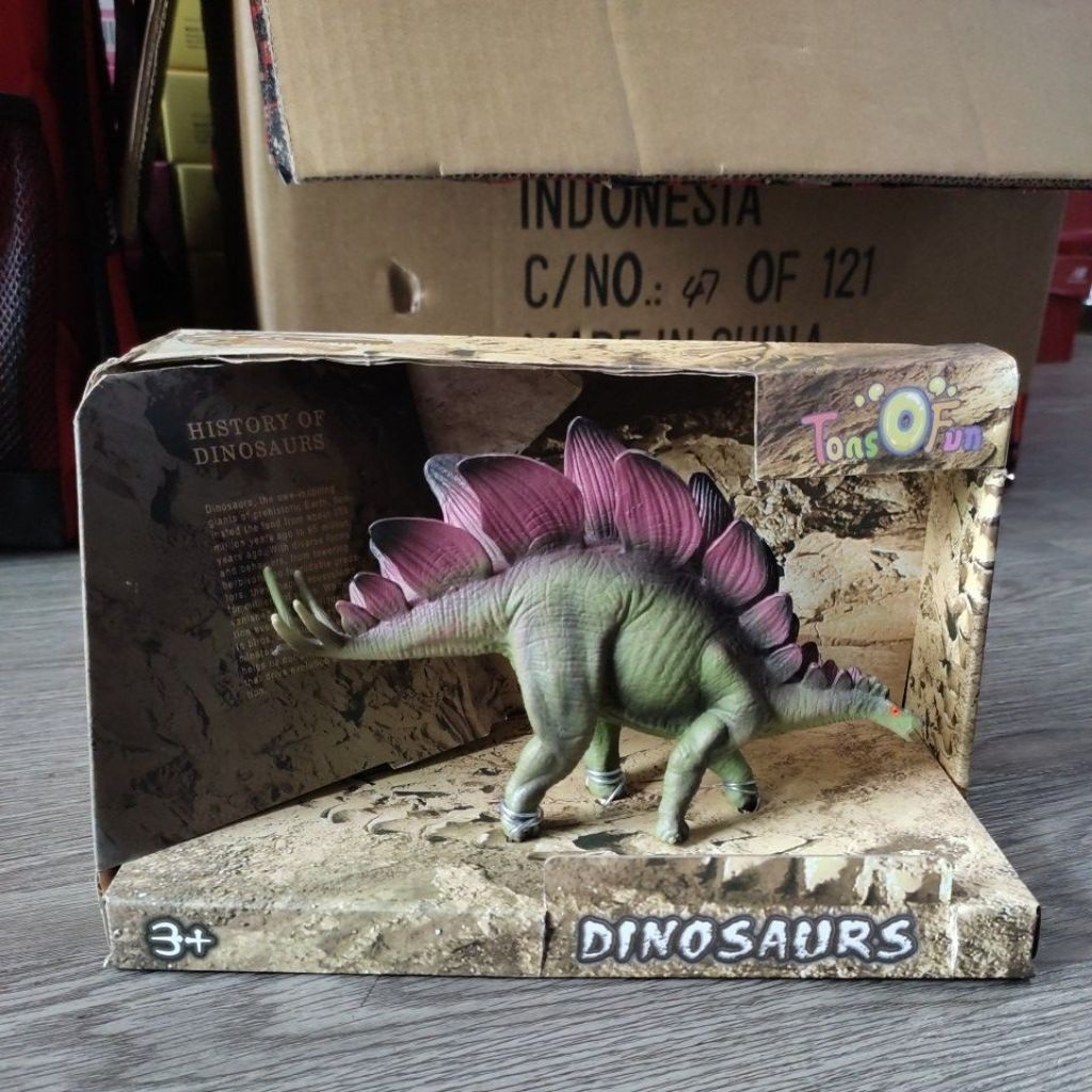 Mainan LAToys Tons O Fun Stegosaurus