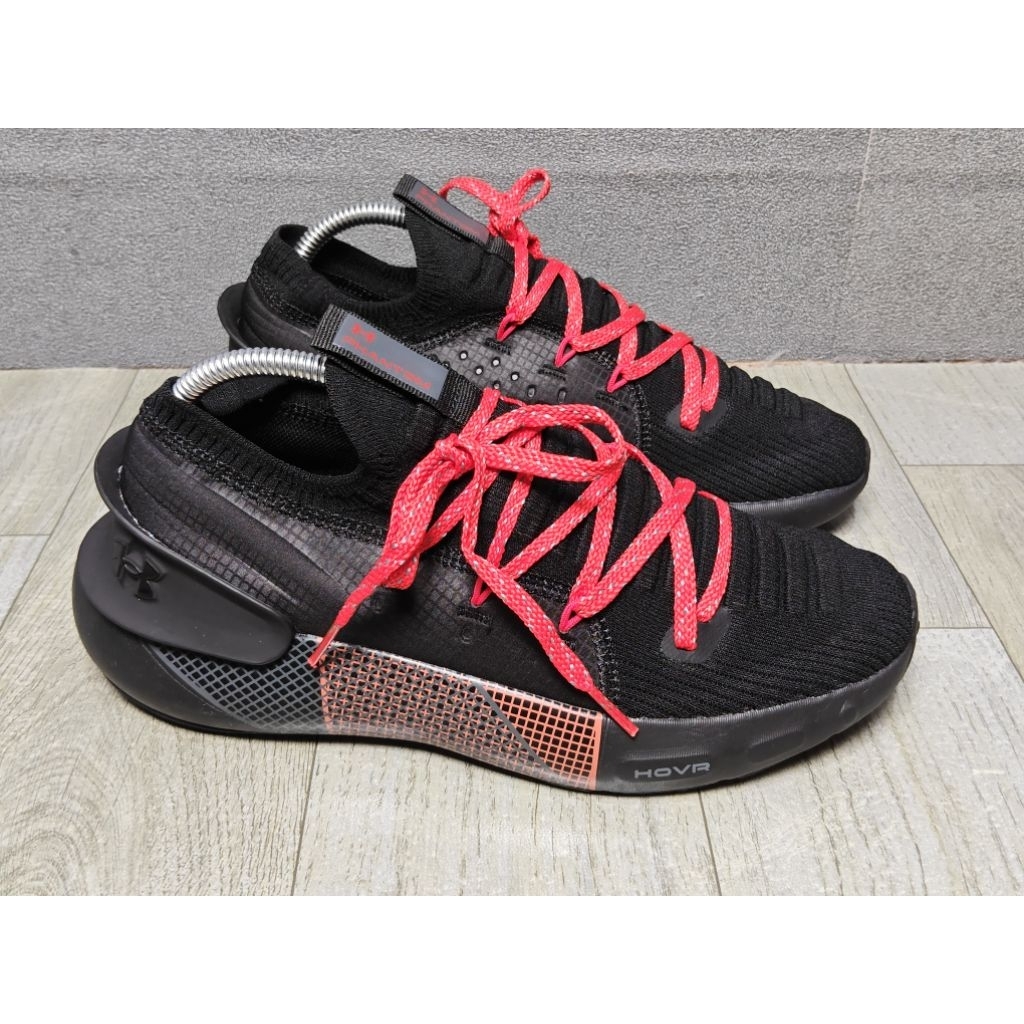 Sepatu Olahraga/ Sepatu Sport U.A HOVR Phantom 2