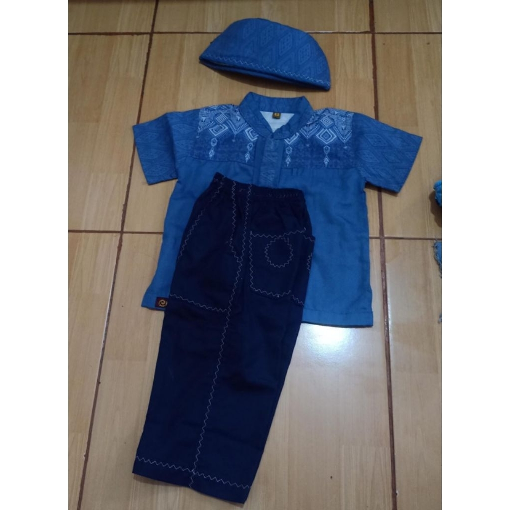 baju koko anak laki laki biru dongker preloved