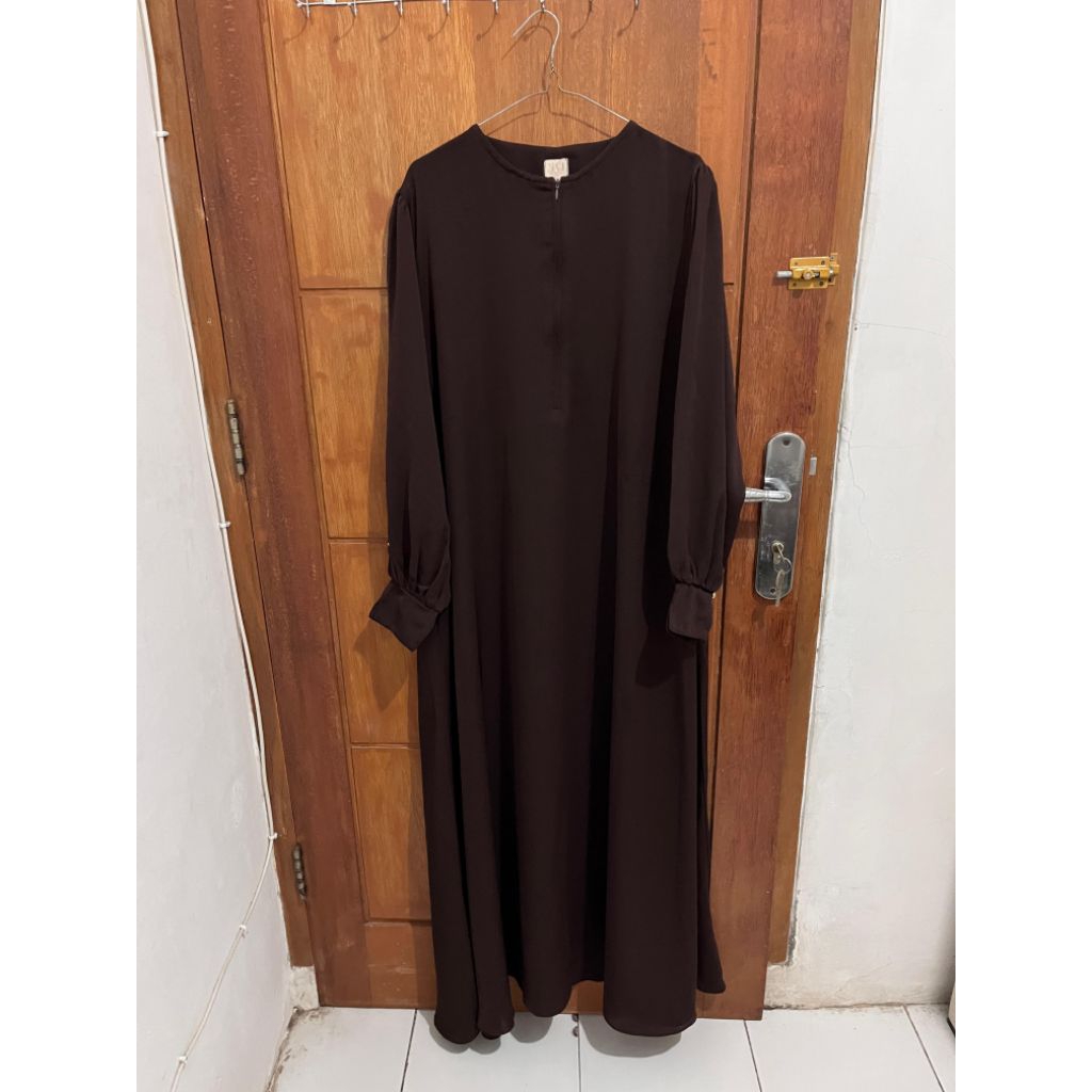 PRELOVED ABAYA THALIA NAJ STUDIO BROWNIE STANDARD VVCG