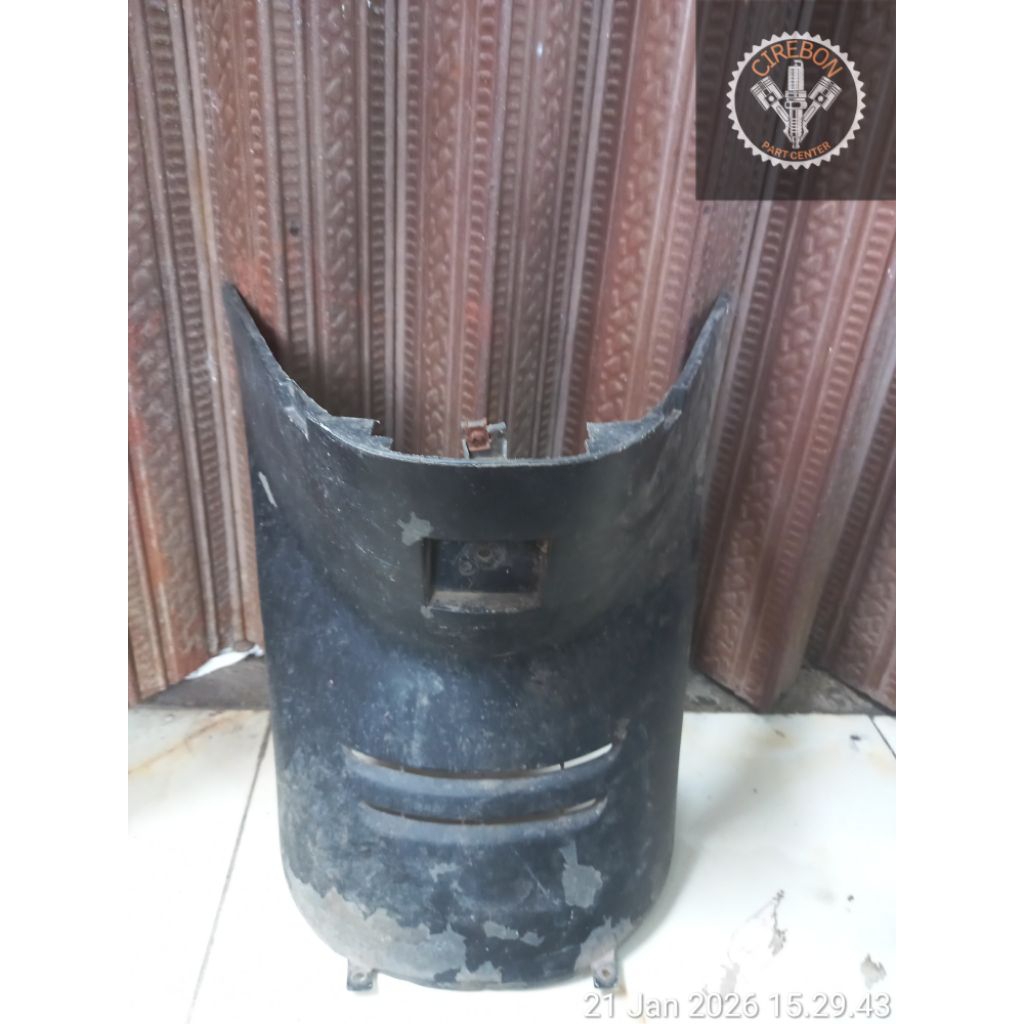 COVER TUTUP MASIN KYMCO METICA TANGKI BELAKANG 125 CC SECOND