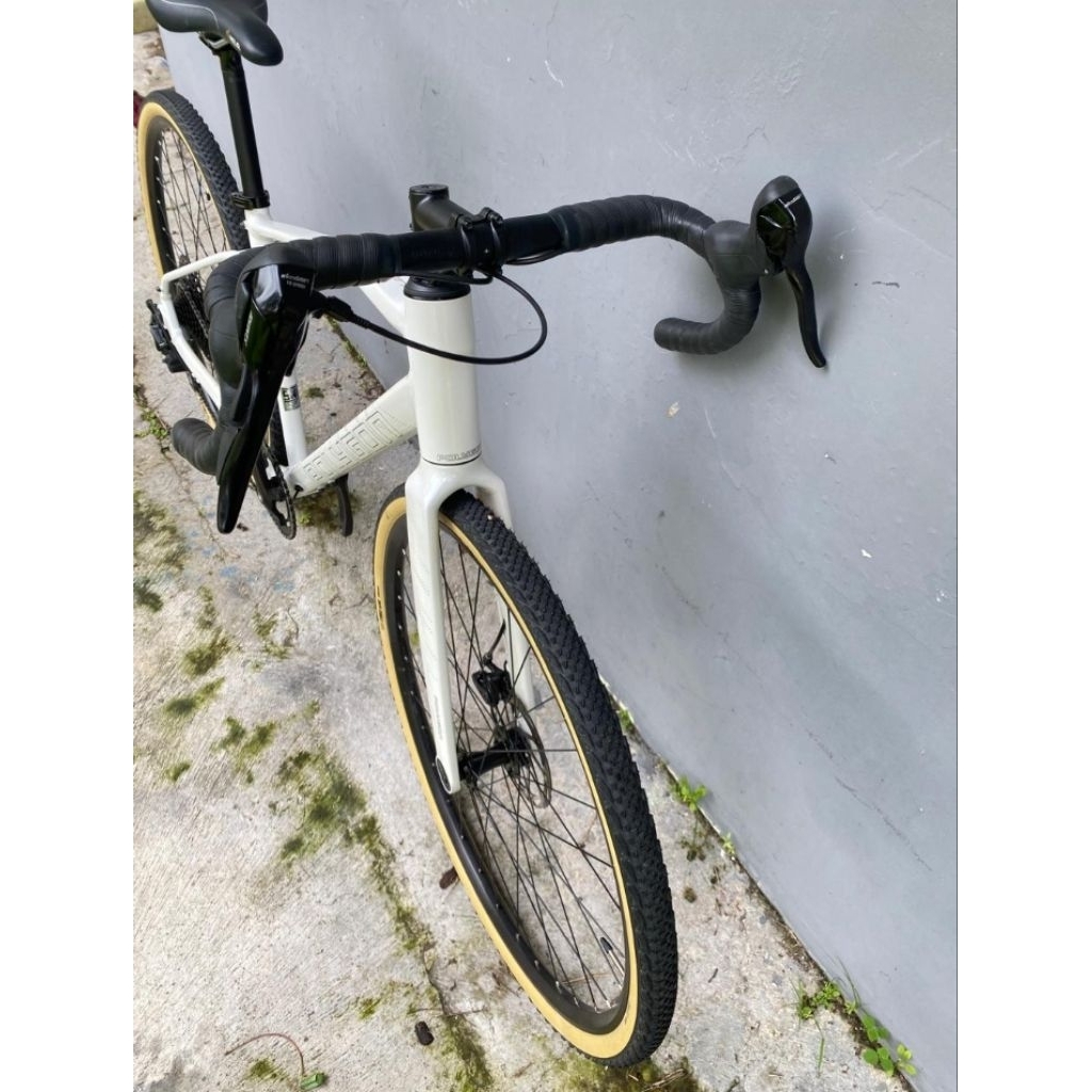 sepeda gravel Polygon tambora