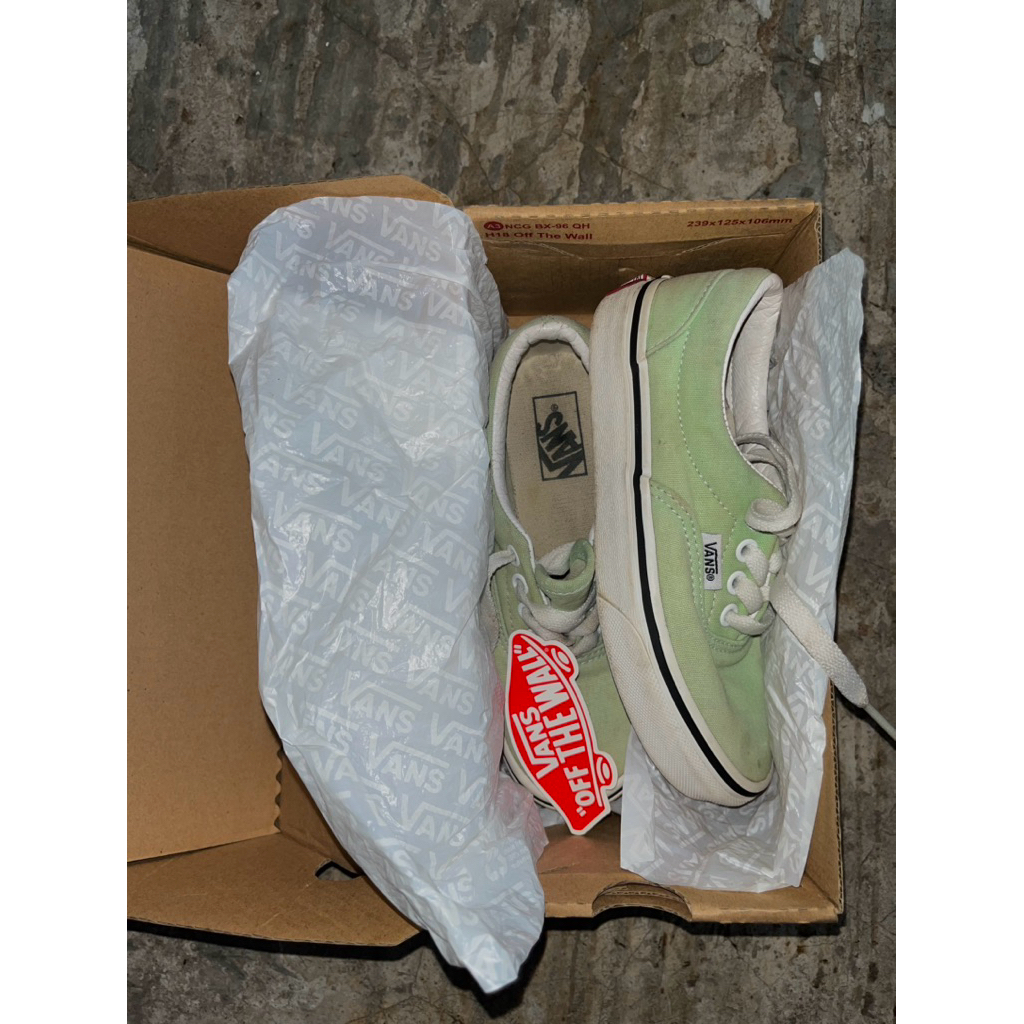 sepatu vans anak preloved