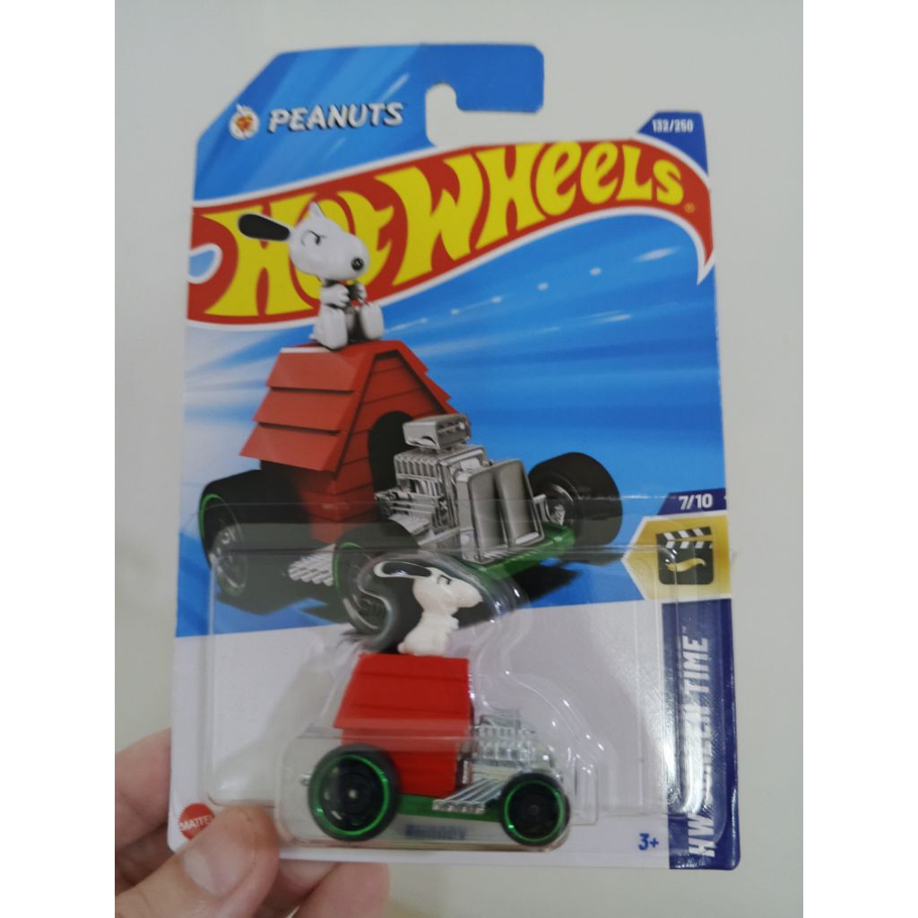 hotwheels snoopy Peanuts.