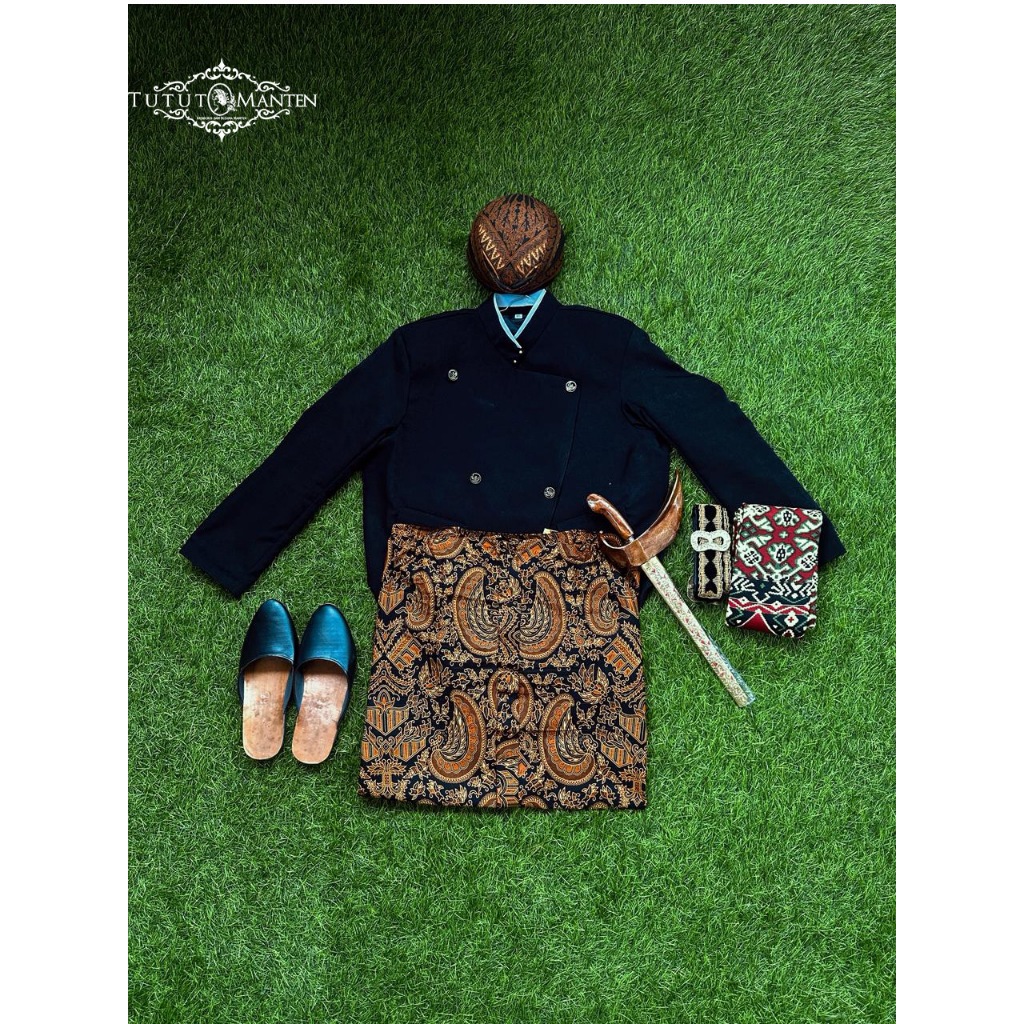 [Satu Set] Setelan Beskap Pria Alusan Adat Jawa Solo
