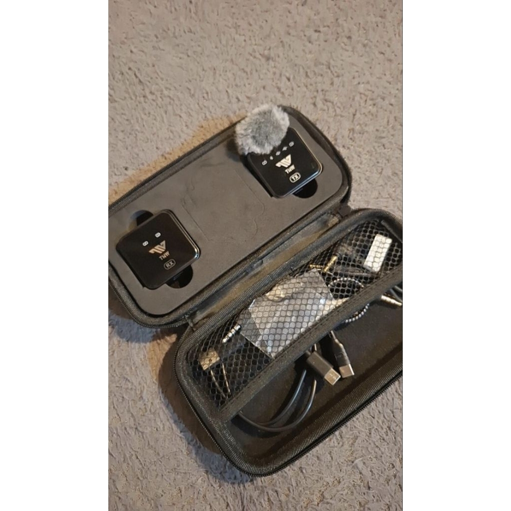 PL Mic Wireless TNW N8 Like New