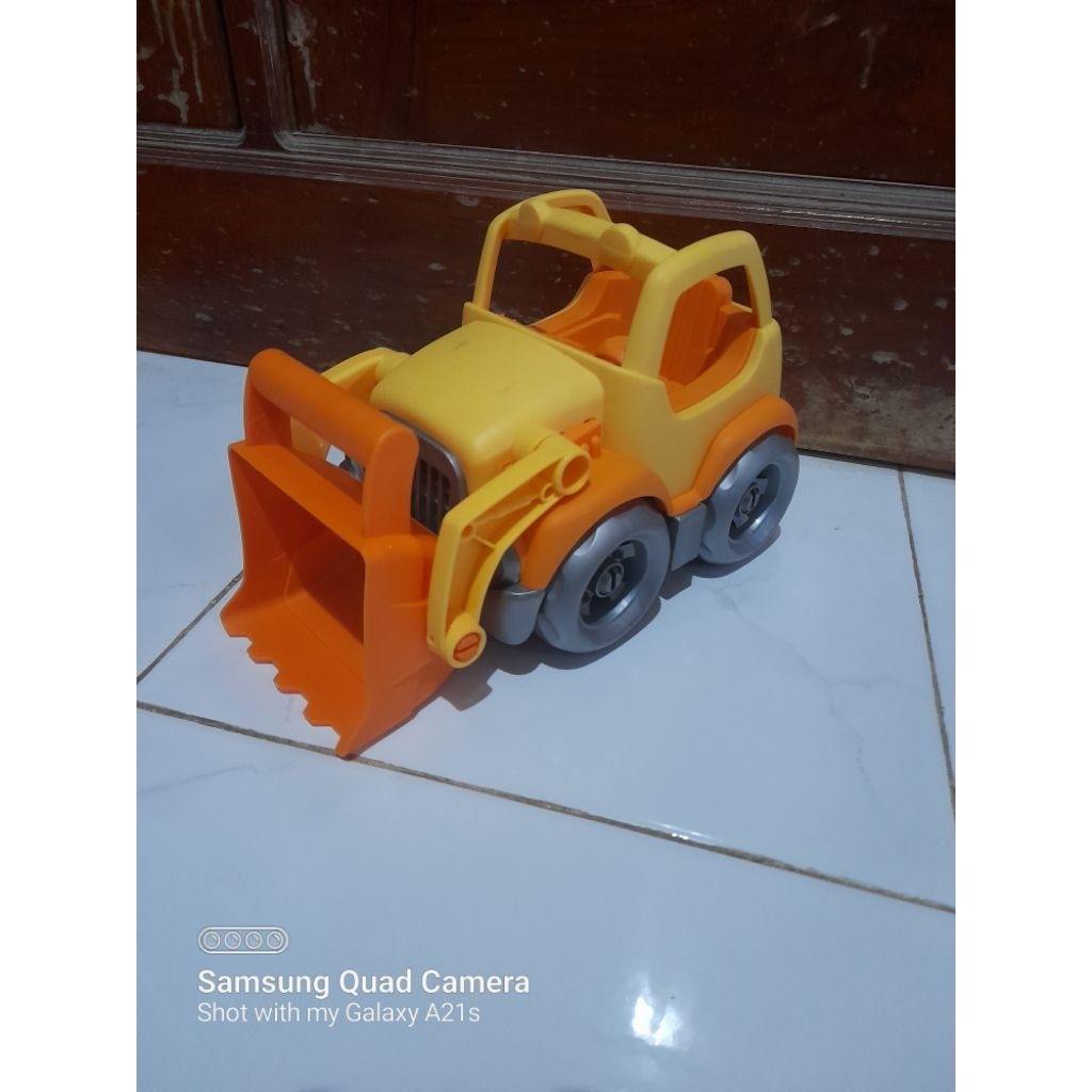 Mobil buldozer green toys